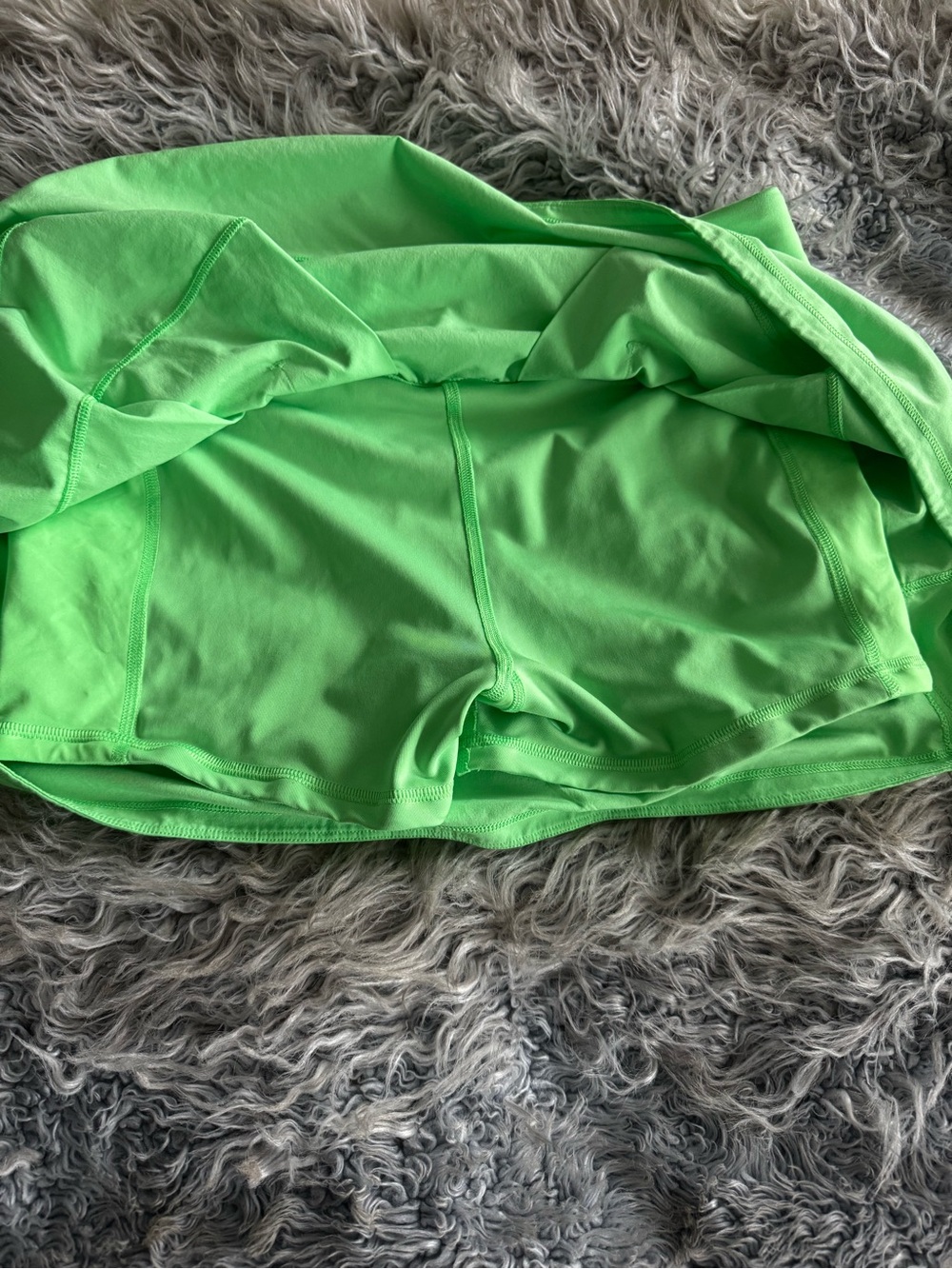 Lululemon Woman’s Pace Rival Mid Rise Skirt- Lime Green - Picture 4 of 5